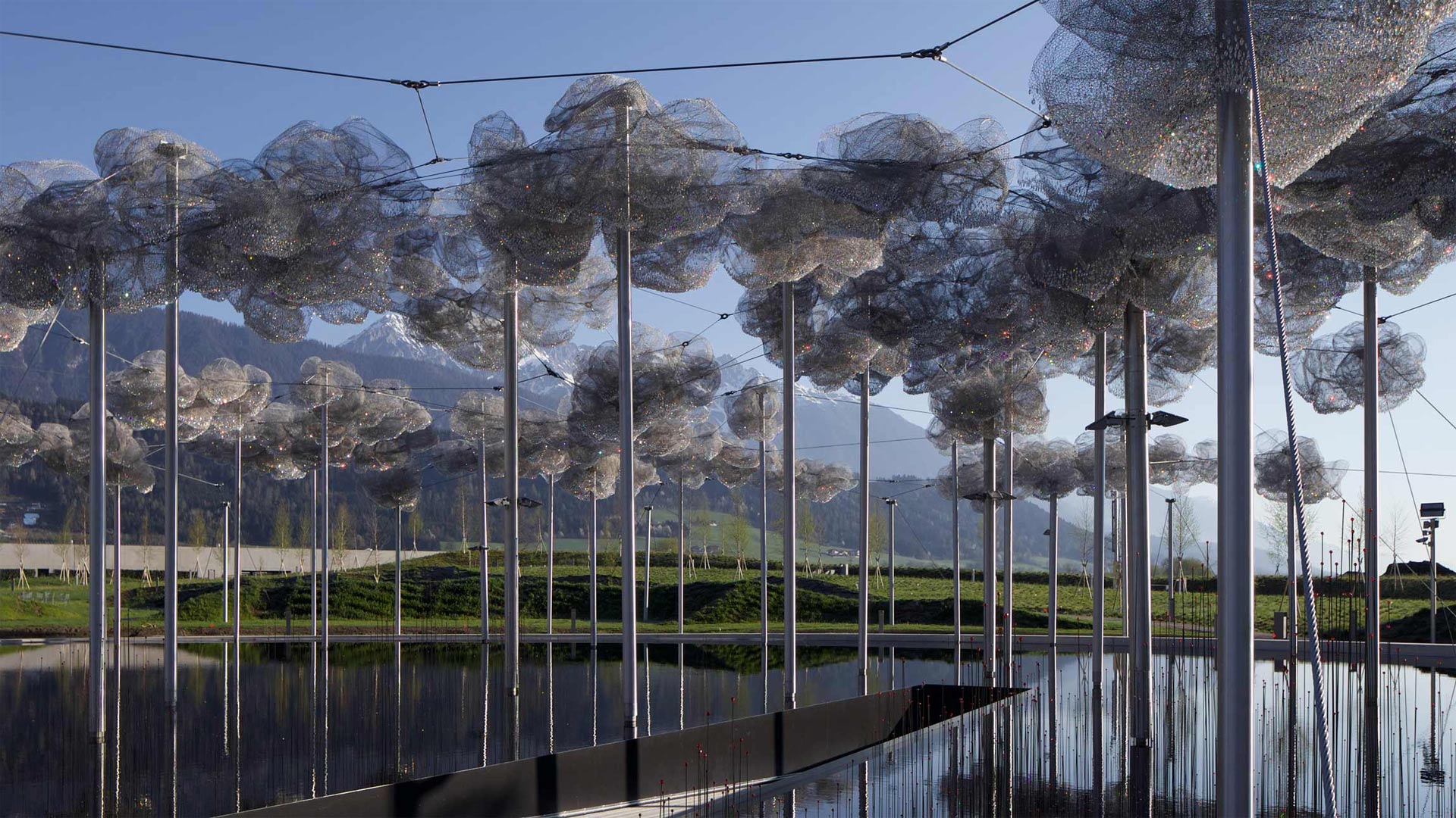 swarovski-crystal-cloud